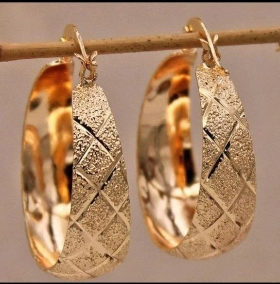 18K GOLD EARRINGS 